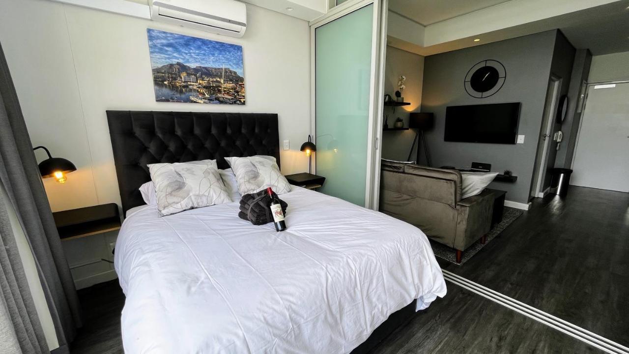 Modern Luxury Studio With Breathtaking City Views - No Load Shedding Cape Town Eksteriør bilde