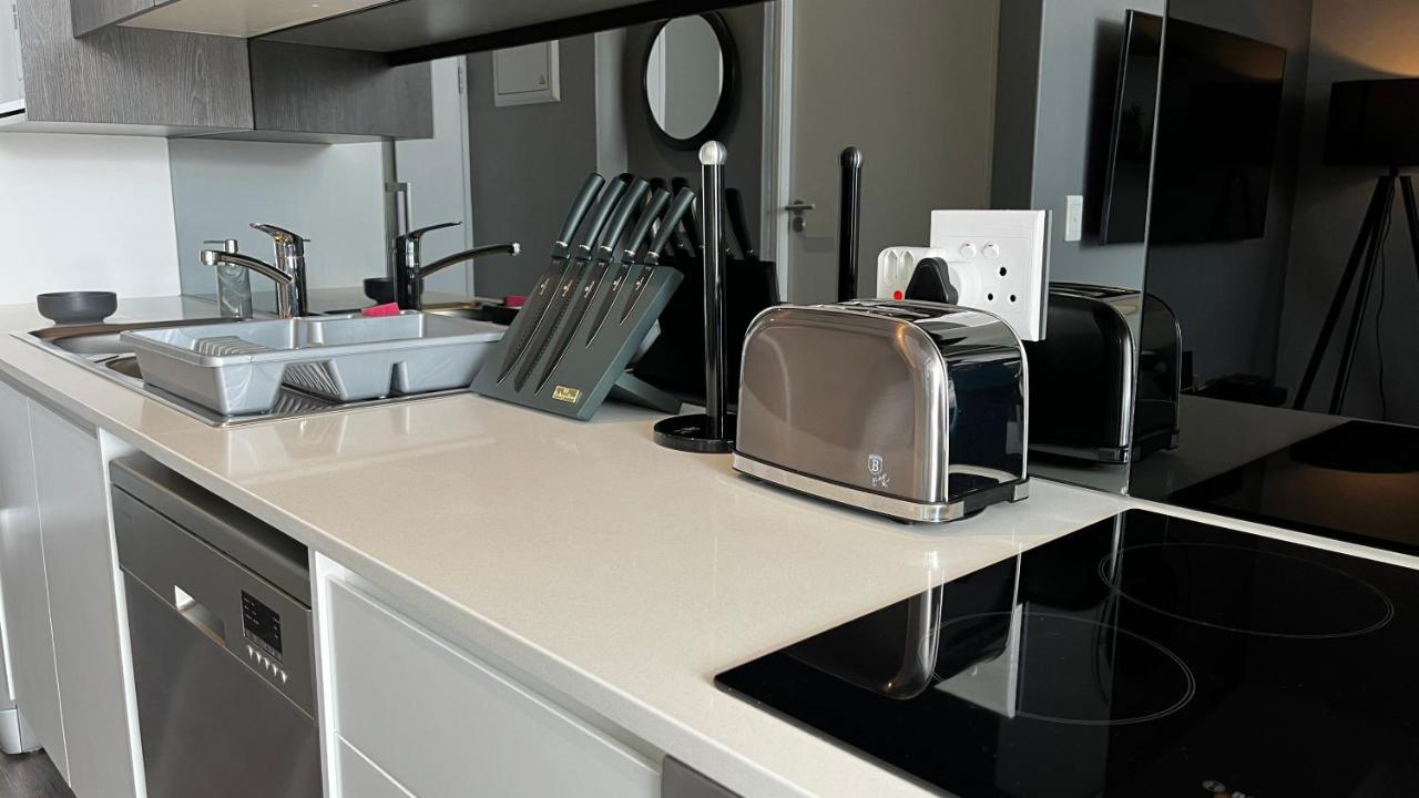 Modern Luxury Studio With Breathtaking City Views - No Load Shedding Cape Town Eksteriør bilde